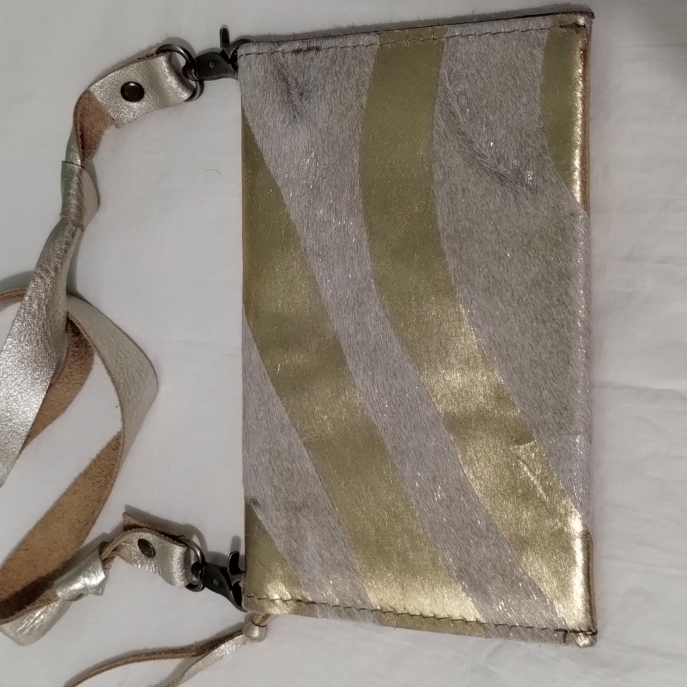 Keep it Gypsy metallic cowhide purse with Louis Vuitton detail on front - Picture 4 of 15